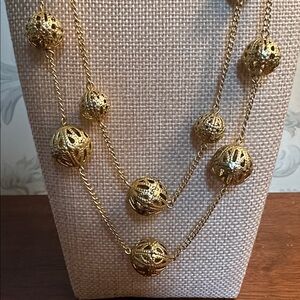 Women’s Gold tone necklace business casual jewelry